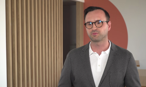 Firmy chcą zatrudniać ekspertów od cyberbezpieczeństwa. Nie brakuje ofert pracy nawet dla początkujących w branży