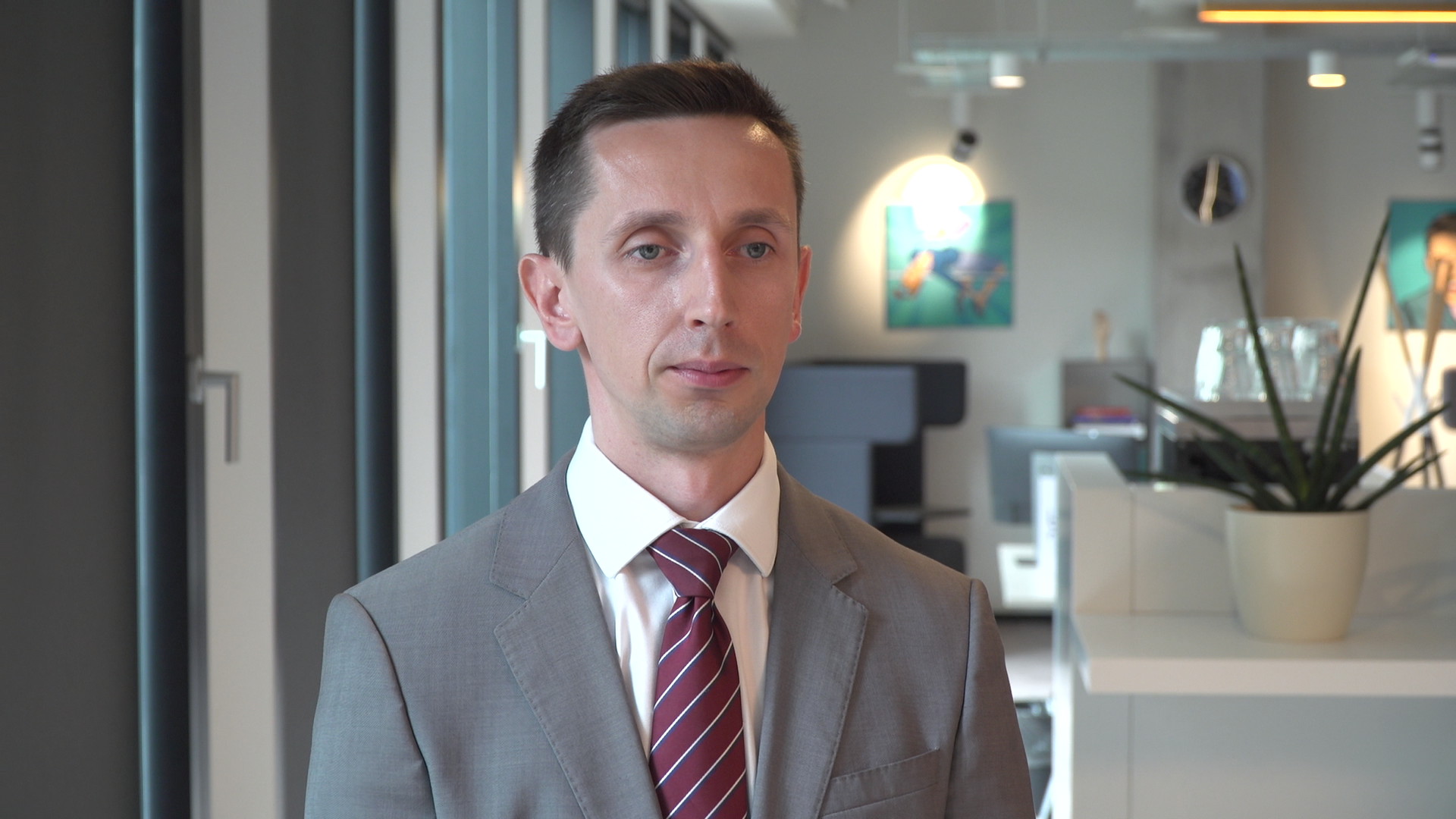 Rządowe wakacje kredytowe nie dla frankowiczów. Brak tego wsparcia skłania ich do szukania długofalowych rozwiązań w sądzie