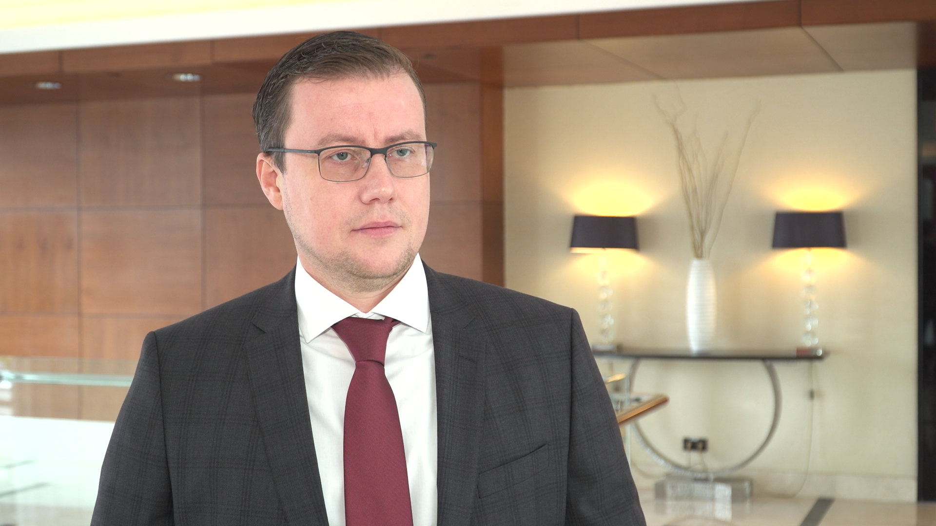 Kolejne rosyjskie ataki zwiększają straty w Ukrainie. Koszty odbudowy mogą wzrosnąć do biliona dolarów