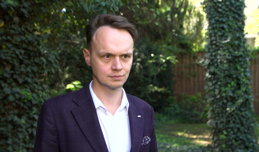 Duży udział własności państwowej negatywnie wyróżnia Polskę na tle Europy. Większość Polaków za ograniczeniem wpływu polityków na gospodarkę