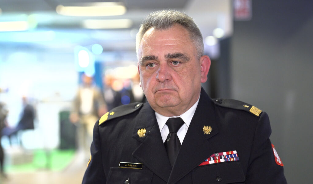 Trwają prace nad szczegółowymi wytycznymi dla schronów. Prowadzona jest też inwentaryzacja i ocena stanu istniejących obiektów