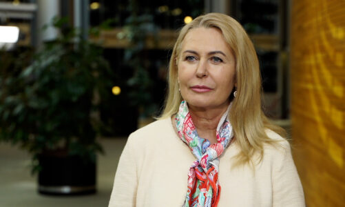 Komisja Europejska chce wprowadzić ujednolicone przepisy dotyczące wyrobów tytoniowych. Europosłowie mówią o kolejnej nadregulacji