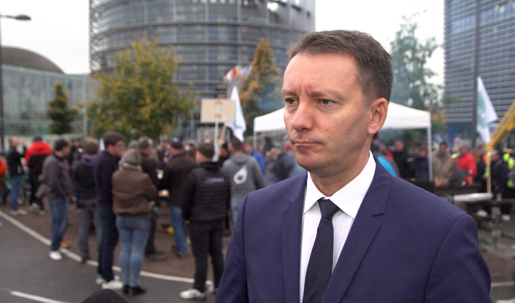 Rolnicy protestują przeciw zmianom w unijnym budżecie. Obawiają się, że reforma WPR zagrozi bezpieczeństwu żywnościowemu Europy