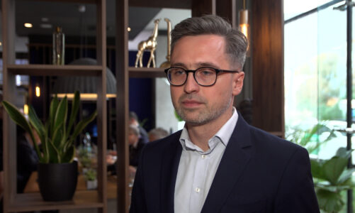 Firmy mierzą się z rosnącymi wymogami środowiskowymi. Wdrażanie ich jest coraz bardziej kosztochłonne