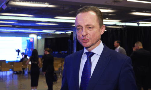 Coraz więcej emerytów pracuje. Wydłużenie aktywności zawodowej przekłada się na wyższe świadczenie