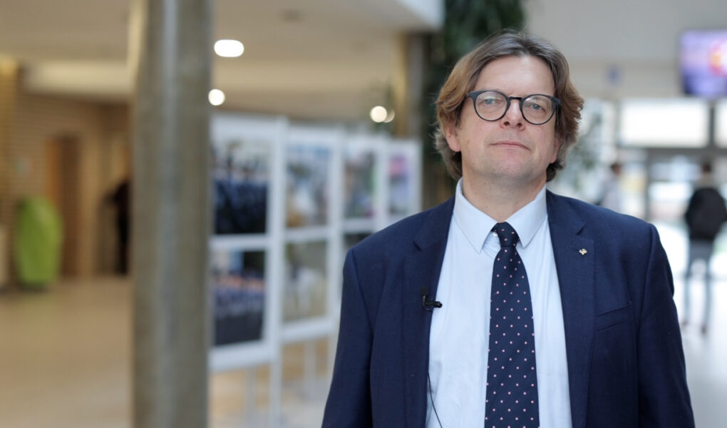 Ciąg dalszy rozmów pokojowych dotyczących Ukrainy i Strefy Gazy. Sukces negocjacyjny Donalda Trumpa poprawiłby jego notowania w kraju