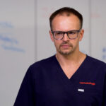 Objawy szpiczaka plazmocytowego często są mylone z innymi dolegliwościami wieku starszego. Perspektywy pacjentów chorujących na ten nowotwór coraz lepsze